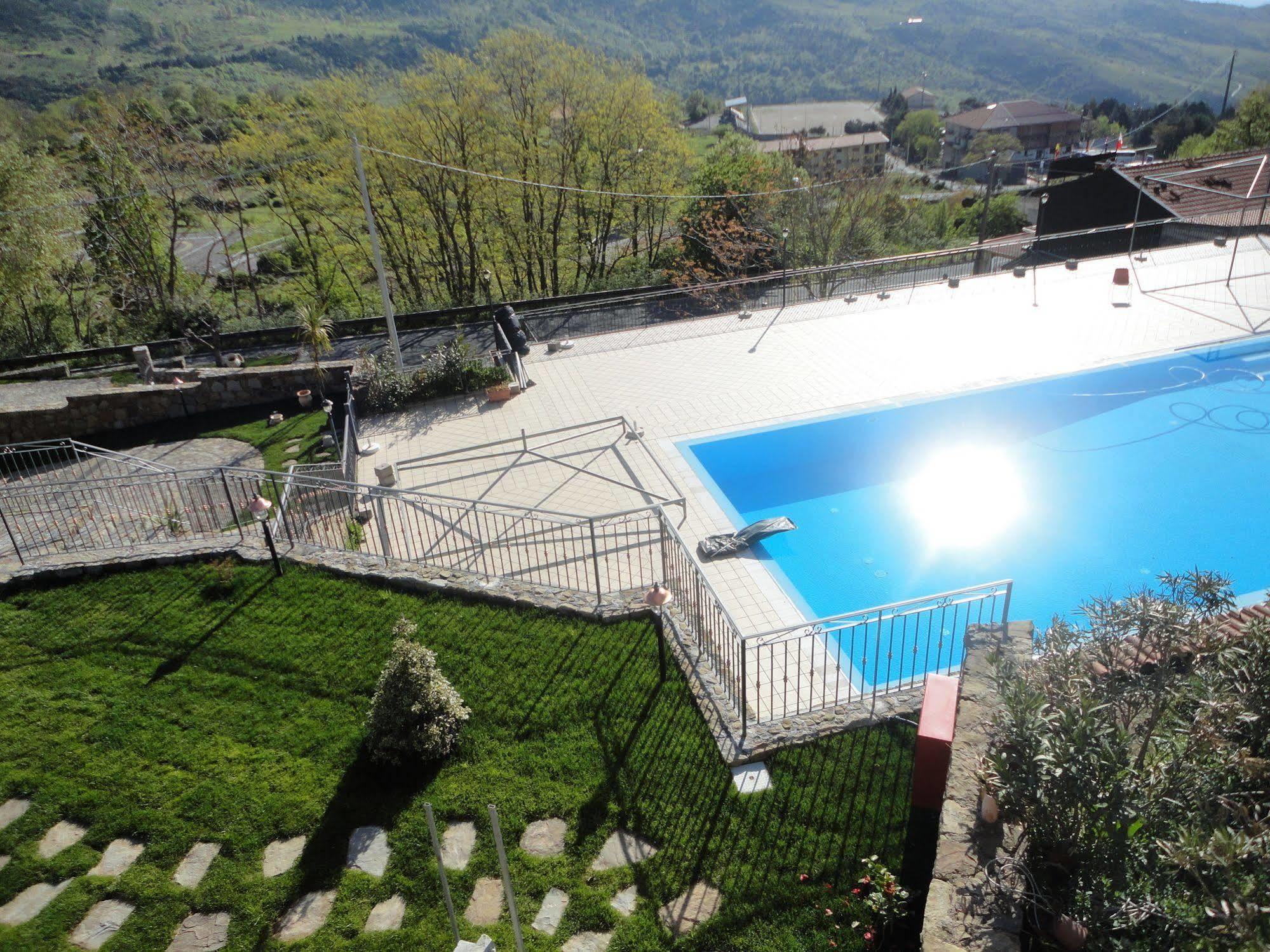 Agri-Hotel Da Marianna Resort & Spa Santa Domenica Vittoria Exterior foto